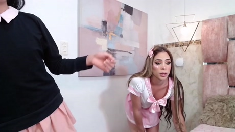 elizabethxporn_  15-02-2022